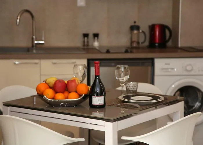 Stylish 2 Room Flat 60 Meters To The Beach